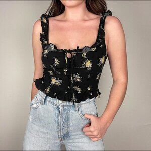 URBAN OUTFITTERS Floral Sleeveless Crop Top Size Small‎